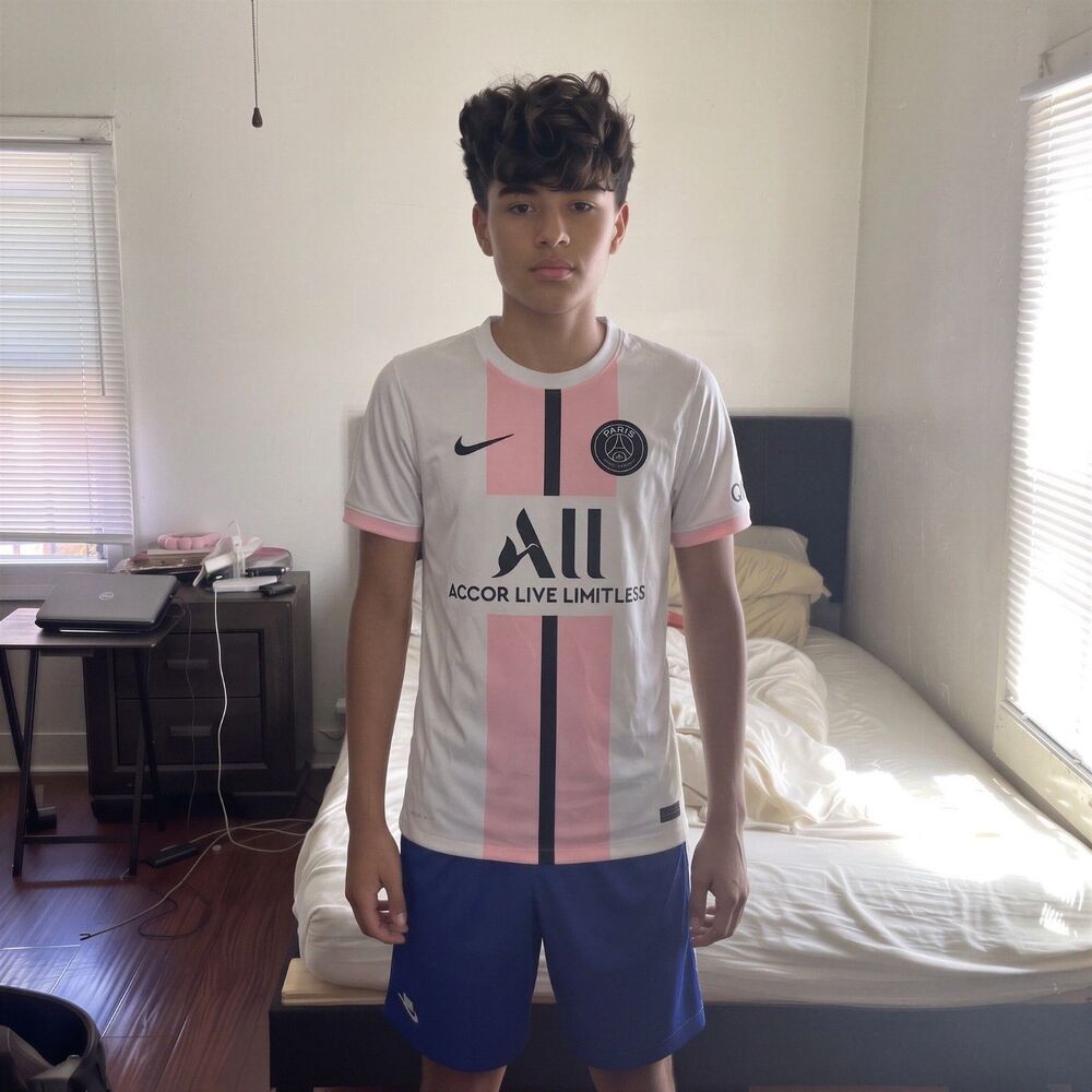 Nike Paris Saint-Germain 2021/22 Away Soccer Jersey White Pink Medium